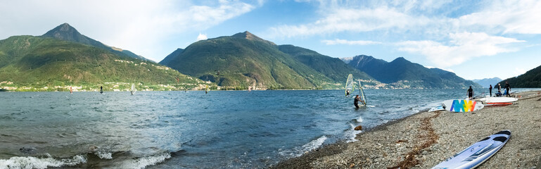 Windsurf e Kitesurf on the lake