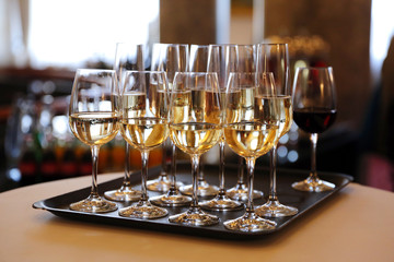  Glasses of champagne and sparkling wine served on event