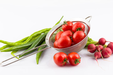 bunch of cherry tomatoes