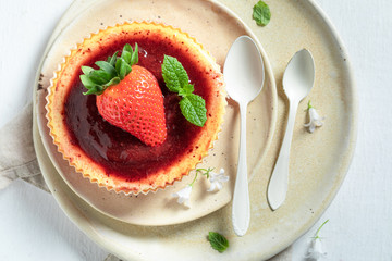 Tasty and homemade strawbery cheesecake made of fresh fruits
