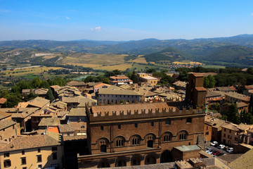 Obraz premium Orvieto (TR), Italy - May 10, 2016: View of Orvieto from the panoramic tower, Terni, Umbria, Italy