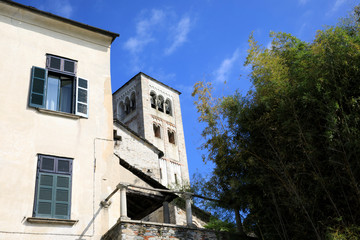 Fototapeta na wymiar Orta San Giulio (NO), Italy - September 02, 2019: Houses detail in Orta San Giulio island, Orta, Novara, Piedmont, Italy