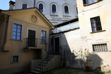 Fototapeta na wymiar Orta San Giulio (NO), Italy - September 02, 2019: Houses detail in Orta San Giulio island, Orta, Novara, Piedmont, Italy