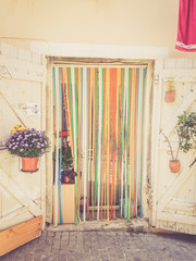 Rideau de porte multicolore