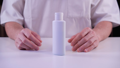 Using antibacterial hand gel. How to properly disinfect hands using gel. Concept: Coronavirus, COVID-2019 disease protection, how to not get infected.
