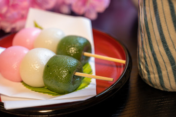 だんごとお茶
