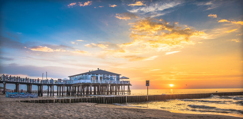 sunset on beach © Beenis