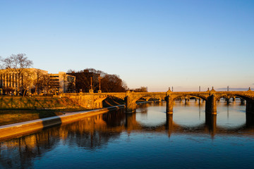 Fototapeta premium Stone arch bridge