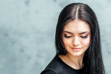 Portrait of young woman.