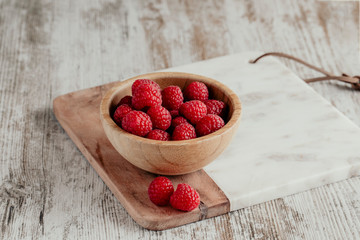 Bol con frutos rojos
