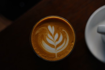 카페 라떼 라떼아트