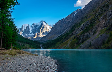 Naklejka na ściany i meble Shavlinskoye lake in the Altai Republic.