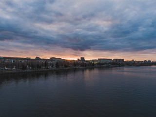 закат в городе с высоты, sunset in the city from above