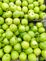 Background of ripe green apples
