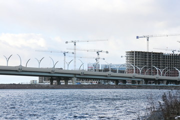 Construction of a residential urban quarter by the expressway