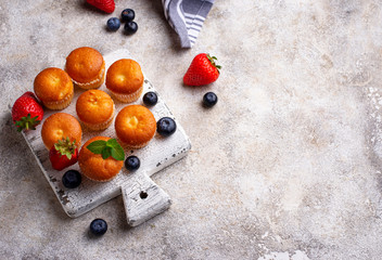 Summer mini cupcakes with berry