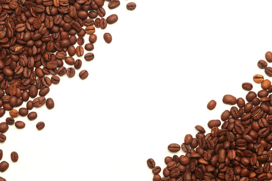 roasted coffee beans on a white background, roasted arabica, grains of arabica, grains of rabusta, coffee beans texture, white background, arabica on a white background, rabusta on a white background