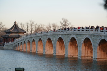 北京頤和園の十七孔橋