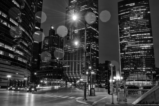 Chciago By Night During Rain On Franklin Street