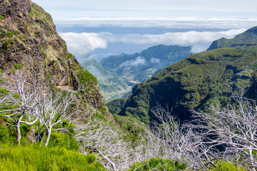 Madeira central mountains landscape ariero hiking clouds