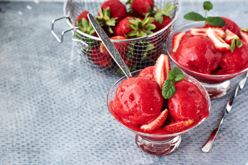 Strawberry ice cream, sorbet.
