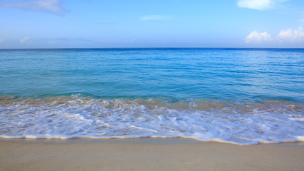 Fototapeta na wymiar Caribbean sea and blue sky.