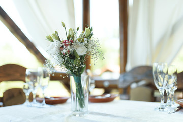 flowers in middle of table