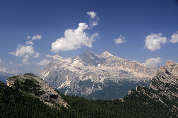 Fototapeta na wymiar View from Cristallo di Mezzo, Dolomites, Italy