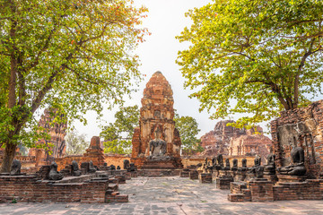 Wat Mahathat in Buddhist temple Is a temple built in ancient times at Ayutthaya near Bangkok. Thailand
