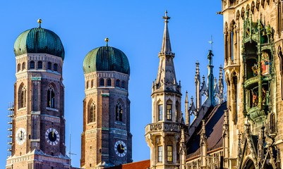 Fototapeta premium Słynna katedra w Monachium - Liebfrauenkirche