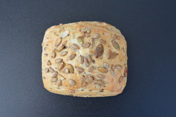 wypieki z pieca , pieczywo , bułeczki , bułki ,z pieca bochenki , pieczone ,z pieca ,pizza , picreinka , mini pizza , pizza