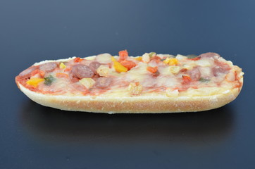 wypieki z pieca , pieczywo , bułeczki , bułki ,z pieca bochenki , pieczone ,z pieca ,pizza ,...