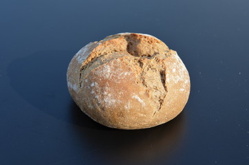 wypieki z pieca , pieczywo , bułeczki , bułki ,z pieca bochenki , pieczone ,z pieca , prosto z pieca , do piekarni reklama  , pieczone , bułka z pieca , wypieki z piekarni  , z cukierni  , śniadanie,