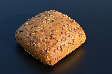 wypieki z pieca , pieczywo , bułeczki , bułki ,z pieca bochenki , pieczone ,z pieca , prosto z...
