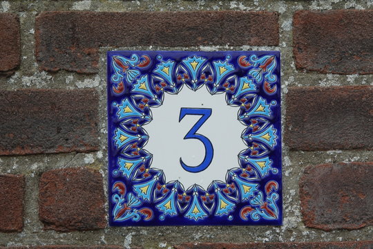 Hausnummer 3
