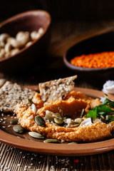 Lentil hummus with cashews