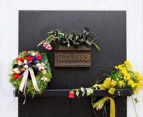 Memorial 17.11.1989