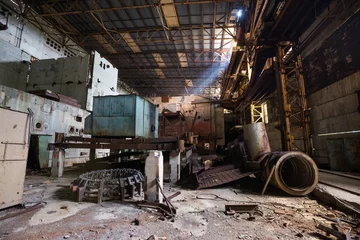 Keuken spatwand met foto Inside unfinished engine room of Chernobyl nuclear power plant © Ihor