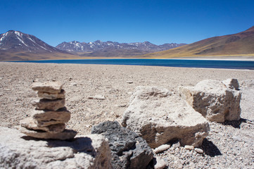 linda paisagem lagoa vulcão deserto do atacama