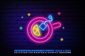 Tea cup line icon. Neon laser lights. Coffee drink sign. Fresh beverage symbol. Glow laser speech bubble. Neon lights chat bubble. Banner badge with espresso icon. Vector