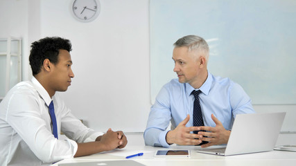 Obraz premium Senior Businessmen Talking During Meeting, Business Problem