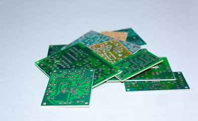 Placas electrónicas sin componentes 