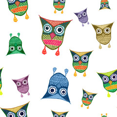 Naklejka premium Cartoon multicolored owls on white background. Seamless pattern. Kids design. packaging, dessert, wallpaper, fabric, stationery, utensil design
