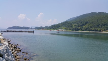 바닷가의 아름다운 풍경