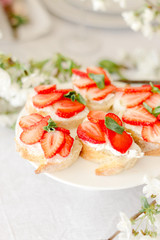 bruschetta with cream and strawberry