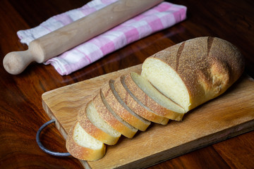 pane tagliato a fette