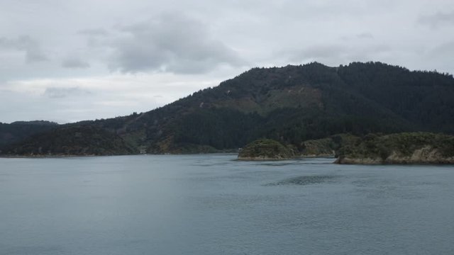 Gr&uuml;ne K&uuml;ste einer Insel
