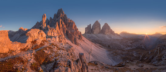 Scenic mountain panorama at sunset - Tre Cime di Lavaredo, Dolomites, Italy. - obrazy, fototapety, plakaty