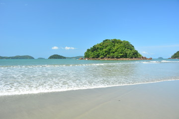  Ubatumirim Beach in Ubatuba, Brazil