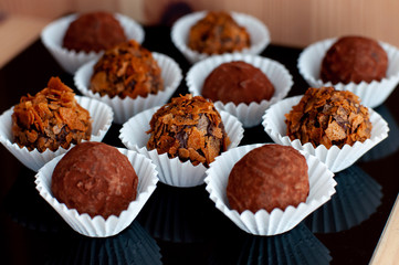 Truffle balls in paper cups